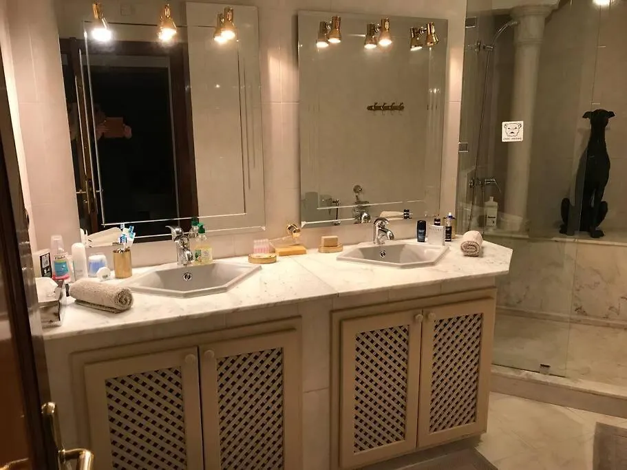 Superbe Appartement Hivernage Centre 마라케시